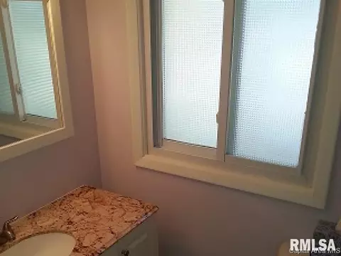 82 Radcliff, Springfield, IL 62703 photo 9