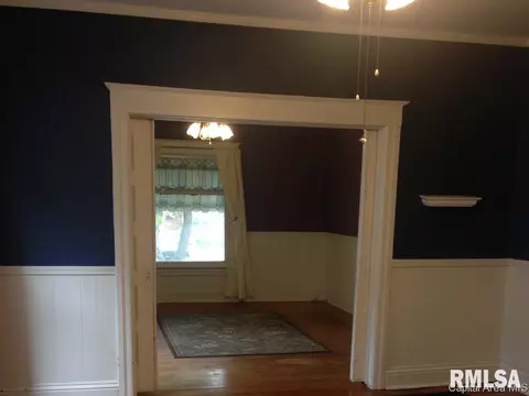 122 N Douglas Ave, Springfield, IL 62702 photo 21
