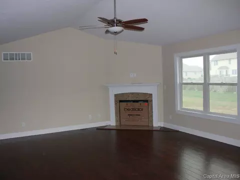 908 Pheasant Run, Sherman, IL 62684 photo 4
