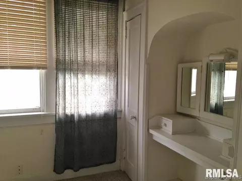 222 E Pine Street St, Springfield, IL 62704 photo 15
