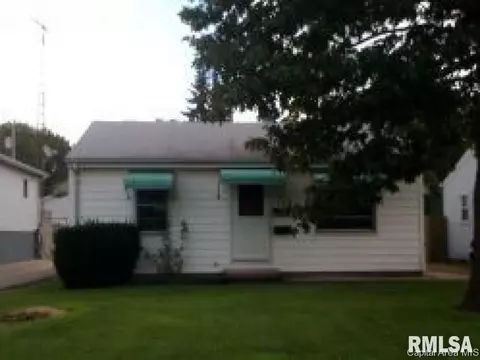1112 N 19th, Springfield, IL 62702 photo 1
