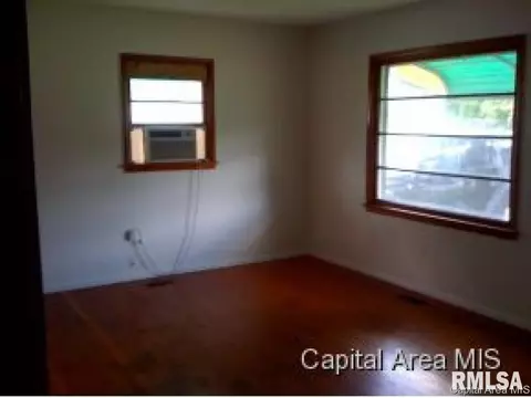 1112 N 19th, Springfield, IL 62702 photo 3