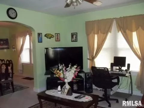 1417 E Converse, Springfield, IL 62702 photo 5