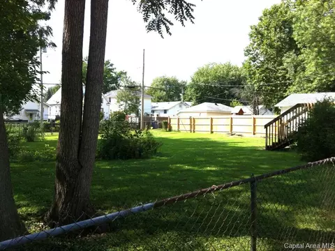 2105 S 1st, Springfield, IL 62704 photo 3