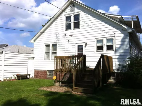 2105 S 1st, Springfield, IL 62704 photo 4