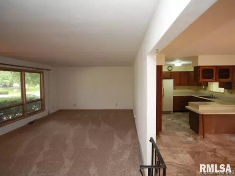 38 Providence Ln, Springfield, IL 62711 photo 3