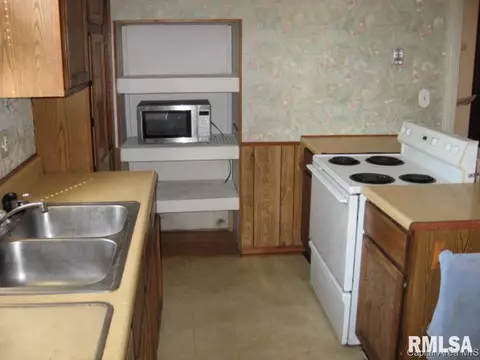 1120 N 7th Street St, Springfield, IL 62702 photo 8
