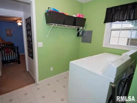 301 E Stanford Ave, Springfield, IL 62703 photo 13