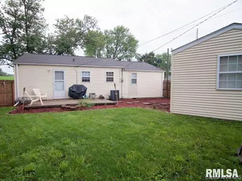 301 E Stanford Ave, Springfield, IL 62703 photo 17