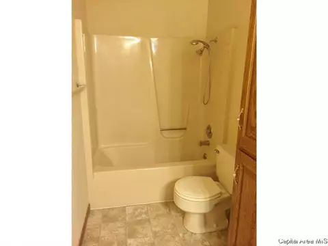 3349 Rawlings Dr, Springfield, IL 62704 photo 7