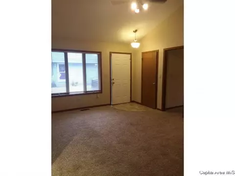 3349 Rawlings Dr, Springfield, IL 62704 photo 5