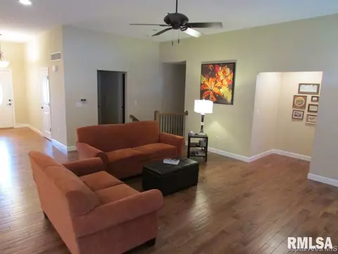 2701 Covered Wagon Trl, Springfield, IL 62711 photo 5