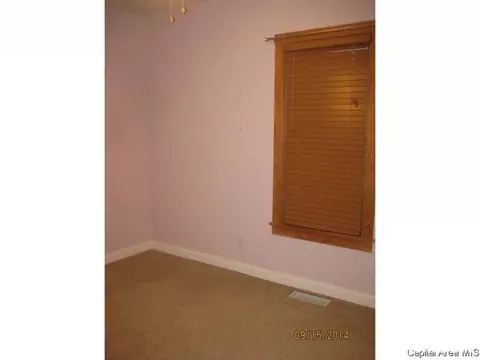 651 E 2610 North Rd, Rochester, IL 62563 photo 8
