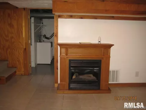 651 E 2610 North Rd, Rochester, IL 62563 photo 9