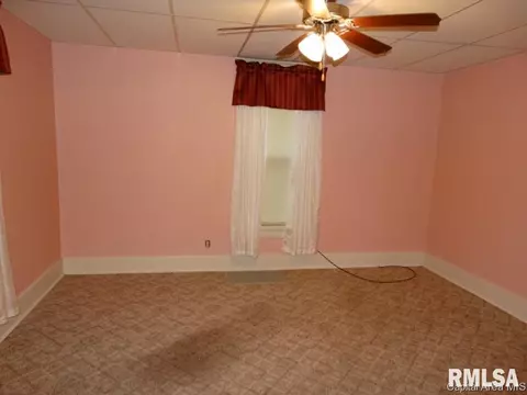 2025 N 17th, Springfield, IL 62702 photo 3
