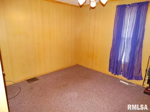 2025 N 17th, Springfield, IL 62702 photo 4