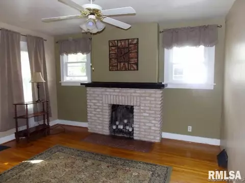 2512 S Lowell Ave, Springfield, IL 62704 photo 2