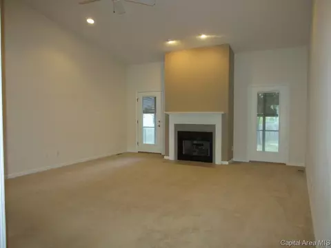 1525 Hosta St, Springfield, IL 62712 photo 5