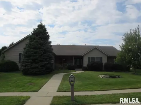 1525 Hosta St, Springfield, IL 62712 photo 1