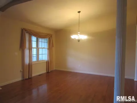 1525 Hosta St, Springfield, IL 62712 photo 4