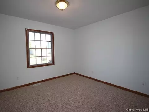 2713 Wordsworth Dr, Springfield, IL 62711 photo 9