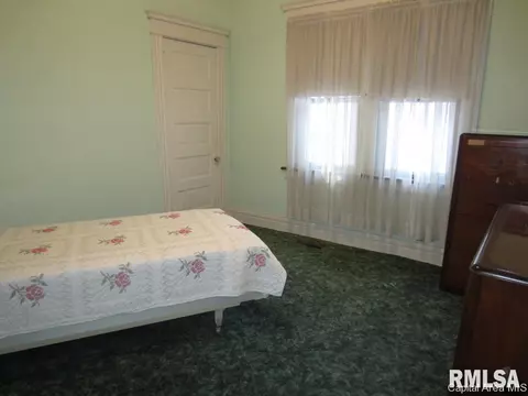 2408 Holmes, Springfield, IL 62704 photo 8