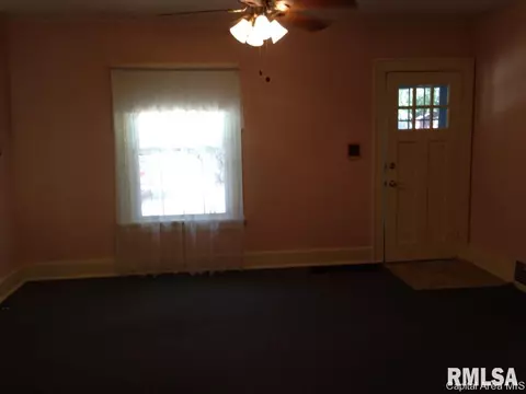 3236 S 3rd St, Springfield, IL 62703 photo 8