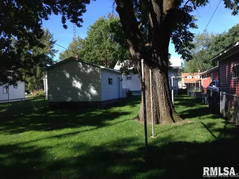 3236 S 3rd St, Springfield, IL 62703 photo 7