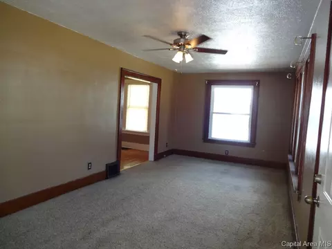 2409 S 10th, Springfield, IL 62703 photo 7