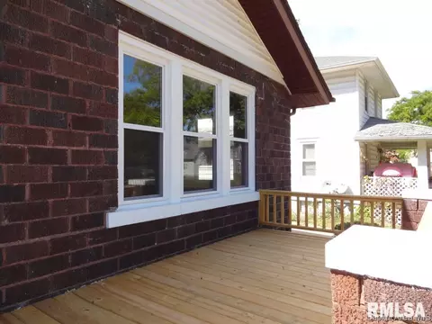 2409 S 10th, Springfield, IL 62703 photo 5