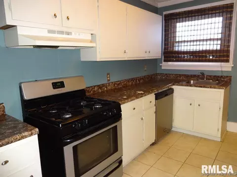 2409 S 10th, Springfield, IL 62703 photo 15