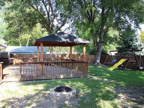2504 Delaware Dr, Springfield, IL 62702 photo 4