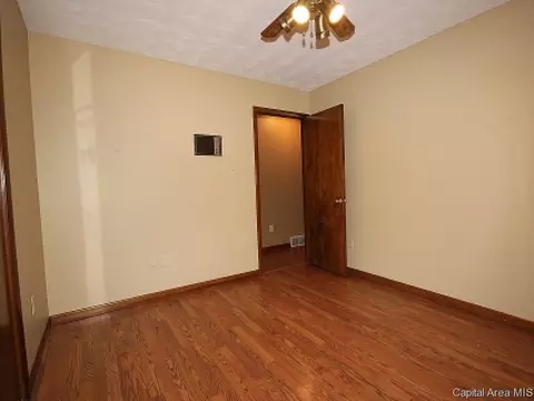 2504 Delaware Dr, Springfield, IL 62702 photo 16