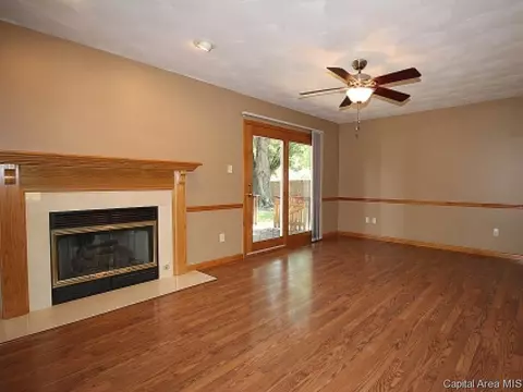 2504 Delaware Dr, Springfield, IL 62702 photo 13