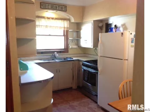2448 S 13th Street St, Springfield, IL 62703 photo 6