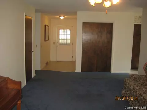 13 Coachlight Ct, Springfield, IL 62703 photo 3
