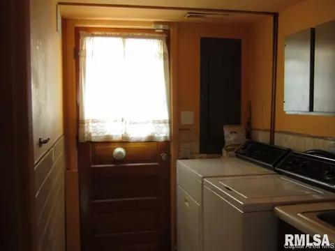 64 Sutton Pl, Springfield, IL 62703 photo 9