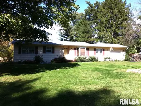 57 Horseshoe, Springfield, IL 62702 photo 1