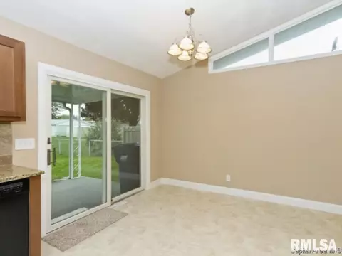 2280 Dunwich Dr, Springfield, IL 62702 photo 7