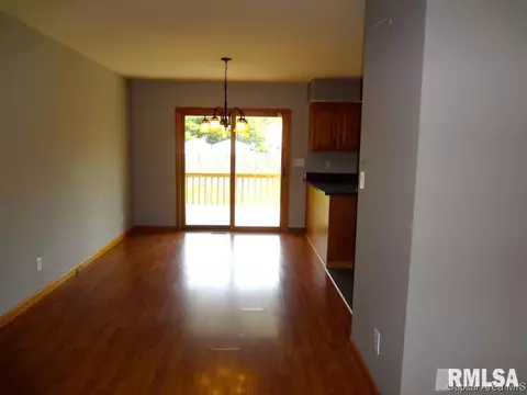 1920 S 2nd St, Springfield, IL 62704 photo 6