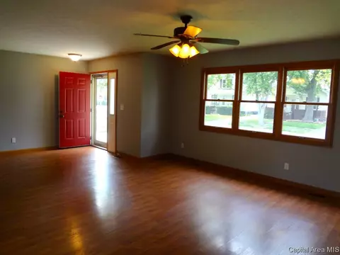 1920 S 2nd St, Springfield, IL 62704 photo 3