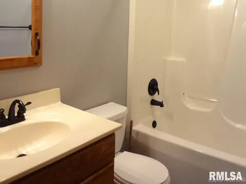 1920 S 2nd St, Springfield, IL 62704 photo 15