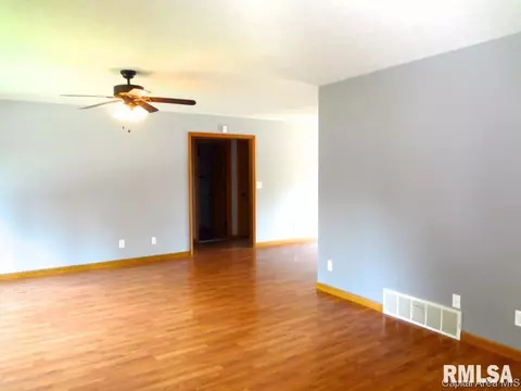 1920 S 2nd St, Springfield, IL 62704 photo 5