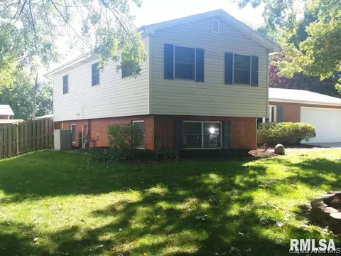 44 Emporia Ave, Springfield, IL 62702 photo 2