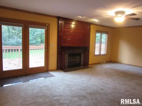 504 Appomattox Dr, Springfield, IL 62711 photo 4