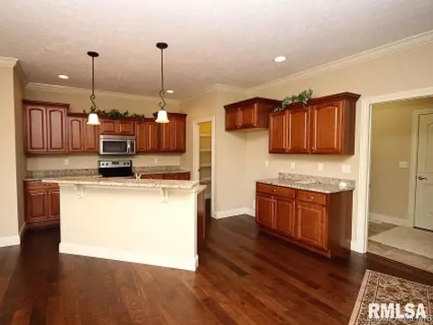 5601 Legacy Ln, Springfield, IL 62711 photo 8