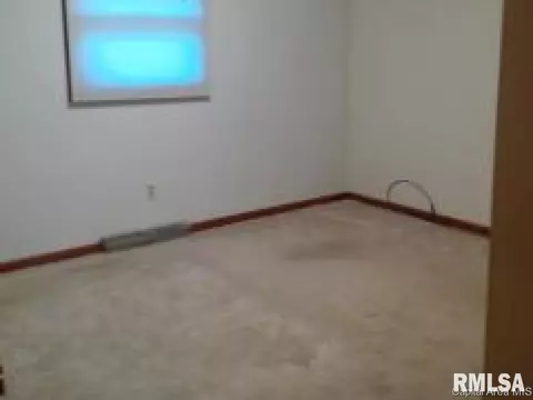 1650 W Edwards St, Springfield, IL 62704 photo 10