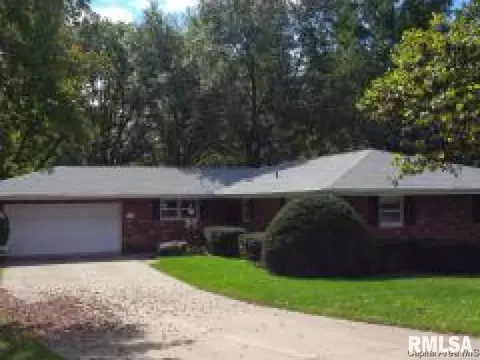 1650 W Edwards St, Springfield, IL 62704 photo 1