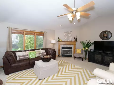 1105 Latigo, Springfield, IL 62712 photo 11