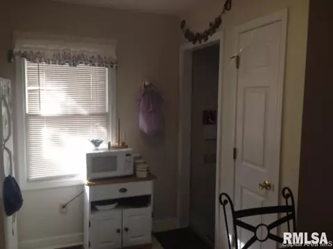 1713 N 22nd, Springfield, IL 62702 photo 5